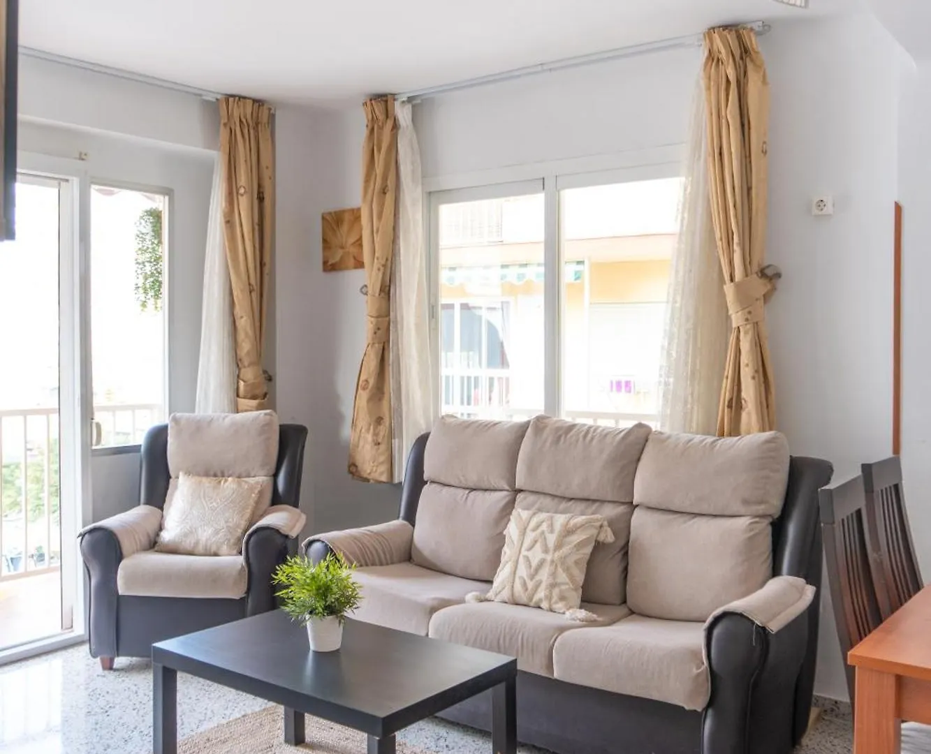 Las Arenas Playa - Home Rent Malaga Торре-дель-Мар Апартаменты